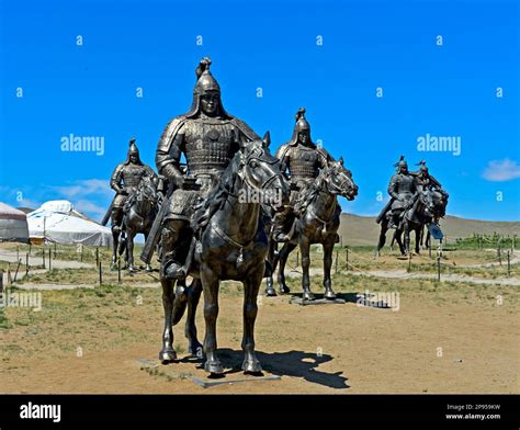 Il Mausoleo di Genghis Khan: Un viaggio nell'eternità mongola!